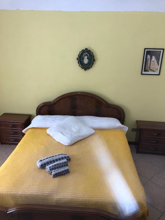 הוילה Molino San Biagio Soleli מראה חיצוני תמונה