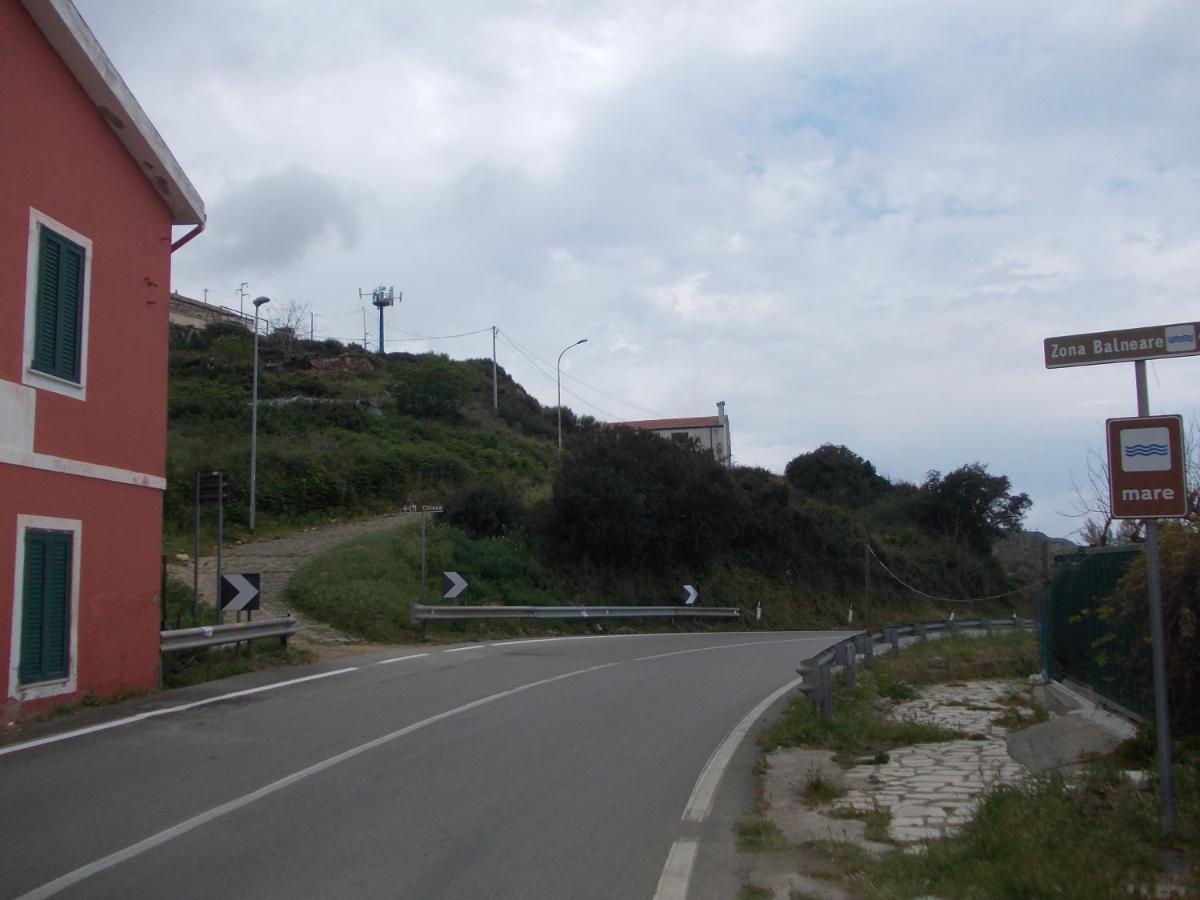 הוילה Molino San Biagio Soleli מראה חיצוני תמונה